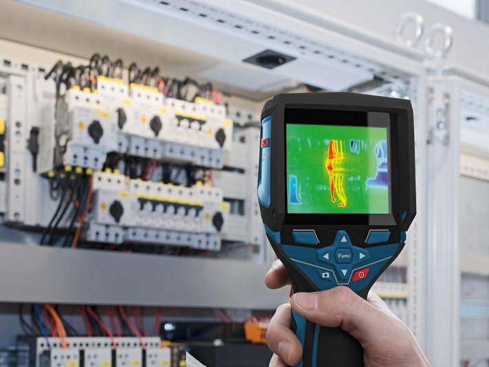 Figure 6-10 Thermal Imager Figure 6-10 Thermal Imager